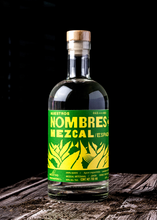Cargar imagen en el visor de la galería, Nuestros Nombres - Mezcal Artesanal Espadín 700ml